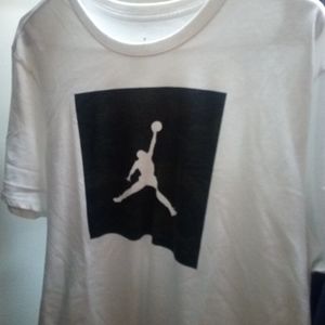 Jordan T shirt
